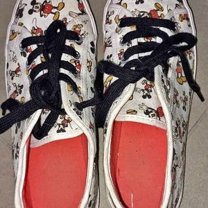 Women's Disney Shoe size 8